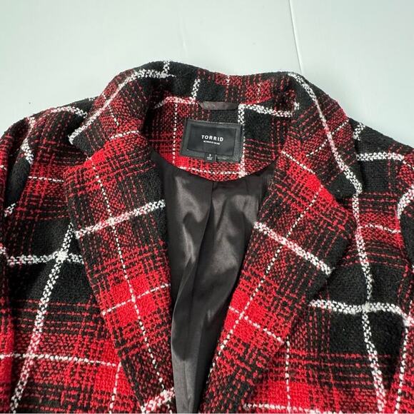 Torrid Red & Black Plaid Woolen Wedge Coat size 3 women’s pea coat - Picture 3 of 12